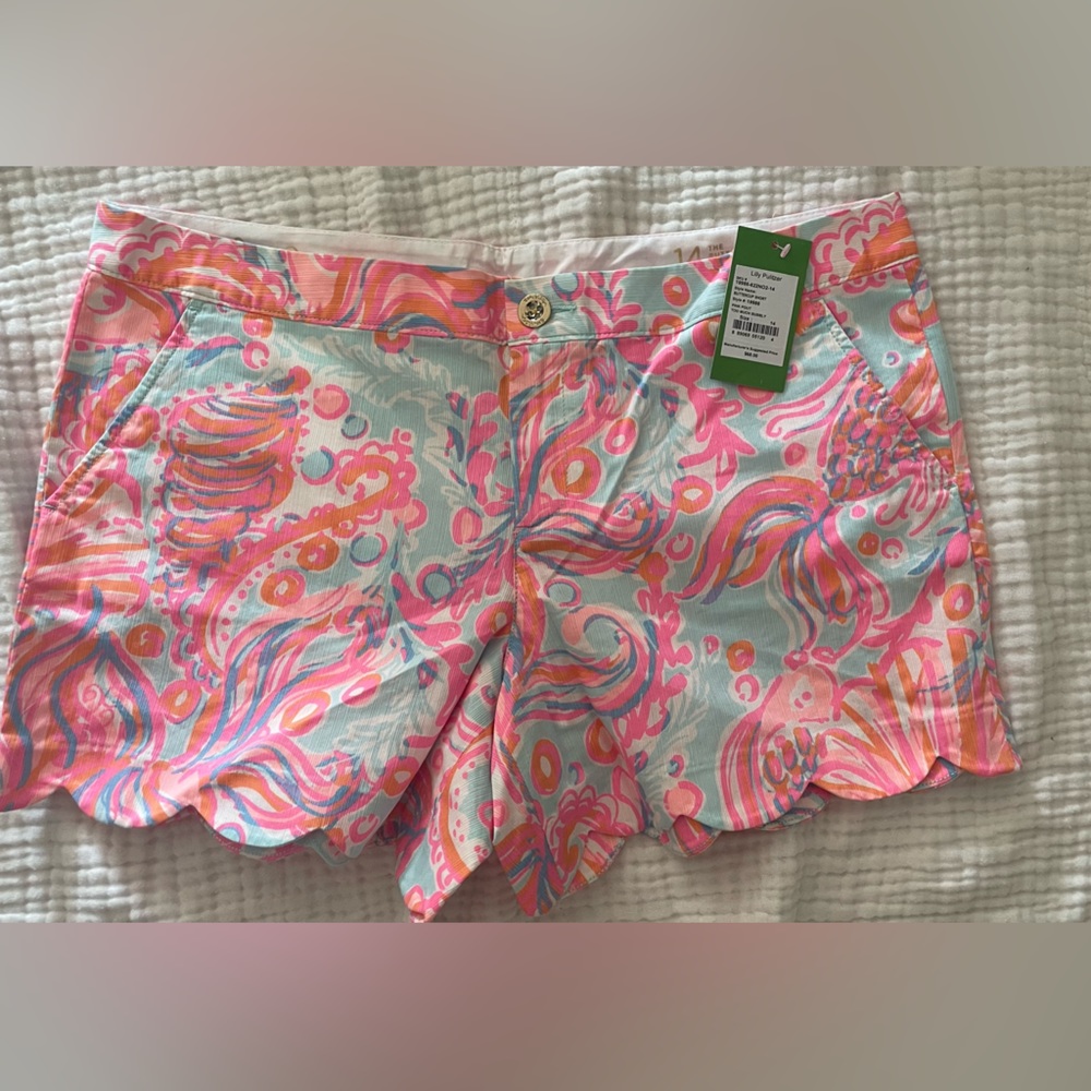 NWT- Lilly Pulitzer Buttercup Short size 14
